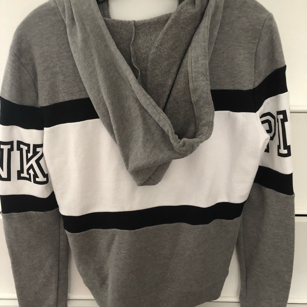 PINK grey white and black zip up. Size medium. - Picture 4 of 5